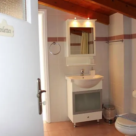New Independent Loft, 360⁰ View, 5' Beach/center Kalamata