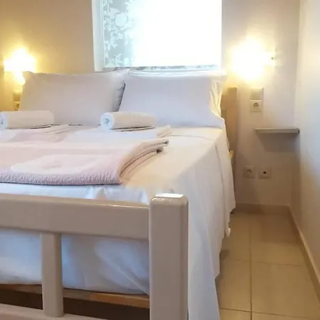 Apartment New Independent Loft, 360⁰ View, 5' Beach/center Kalamata