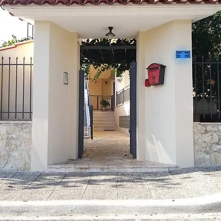 New Independent Loft, 360⁰ View, 5' Beach/center Apartment *